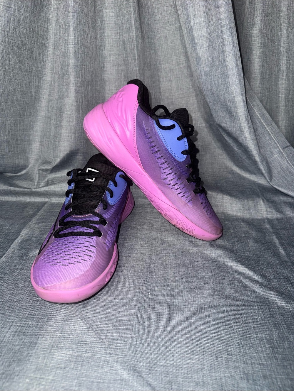 PUMA MB.02 LaMelo Ball Basketball Shoes Purple Pink Gradient Women’s 6.5 EU 37